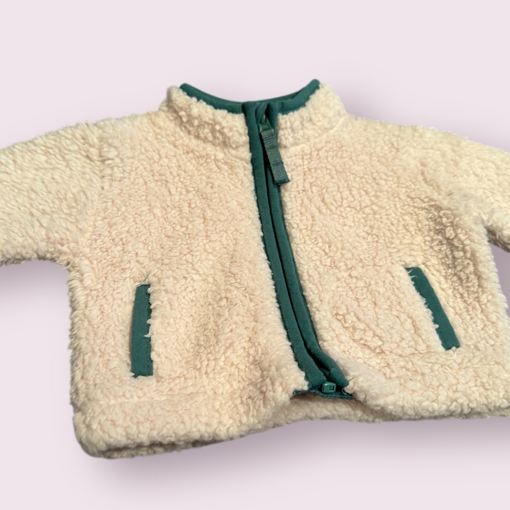 Cat & Jack Cream Fleece Zip Up Baby Jacket with Green Trim Sz Newborn - Picture 3 of 8